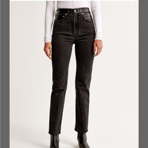 Abercrombie Ultra High rise 90s straight Jean